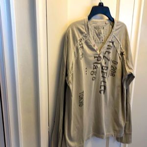 Guess men shirt size medium